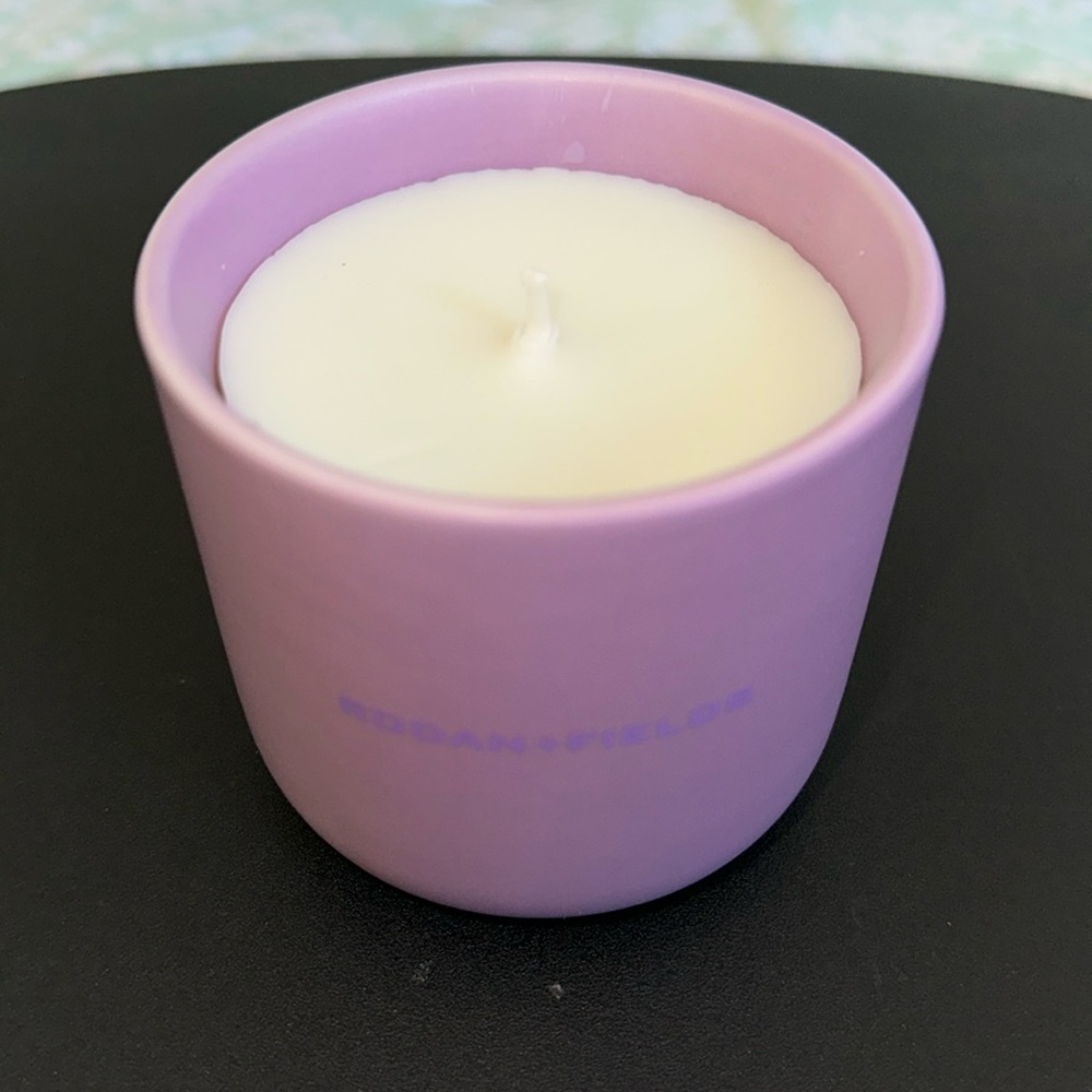 Rodan + Fields 7oz Scented Soy Wax Candle